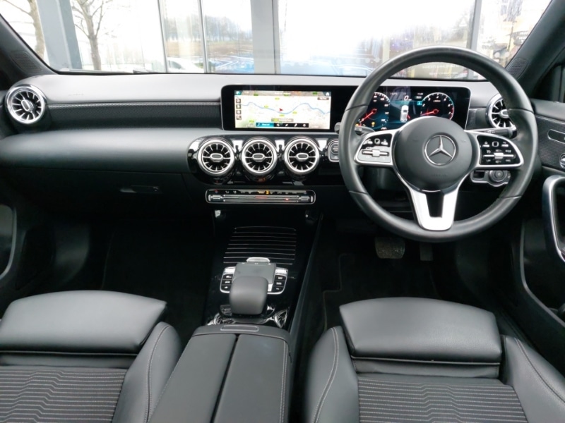 Used Mercedes-Benz A-Class 2018 for sale - 77252301: Photo 2