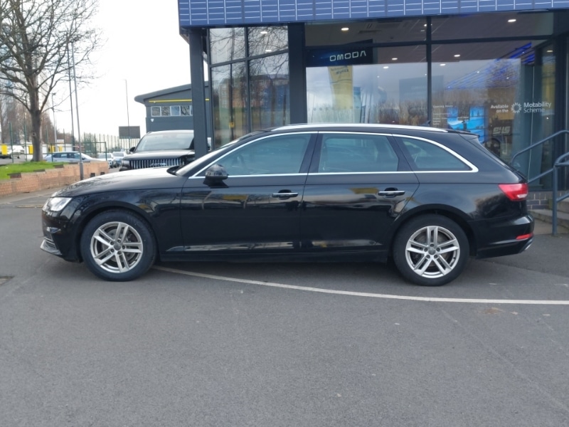 Used Audi A4 2019 for sale - 77716652: Photo 4