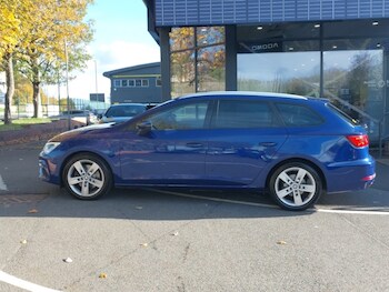Used SEAT Leon 2019 for sale - 76427641: Photo
