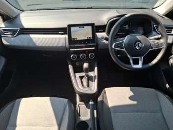 Used Renault Clio 2024 for sale - 74988347: Photo
