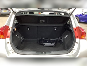 Used Toyota Auris 2013 for sale - 78476795: Photo