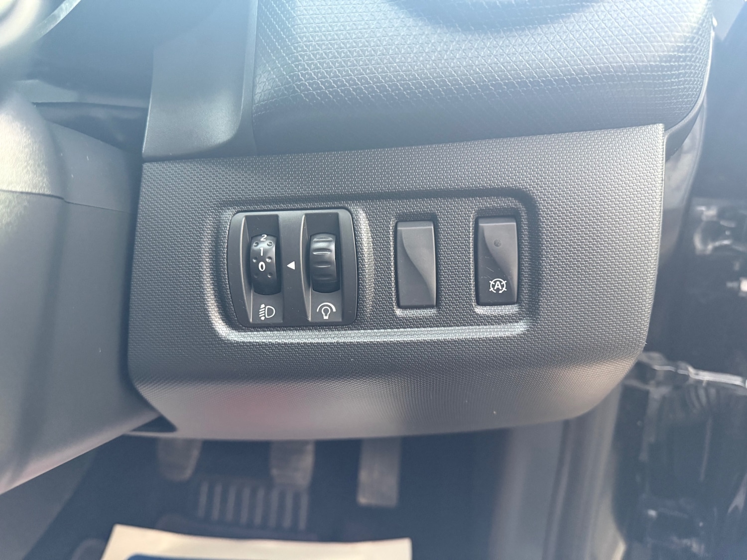 Used Renault Clio 2013 for sale - 76974657: Photo 13