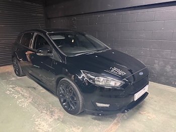 Used Ford Focus 2017 for sale - 78404002: Photo