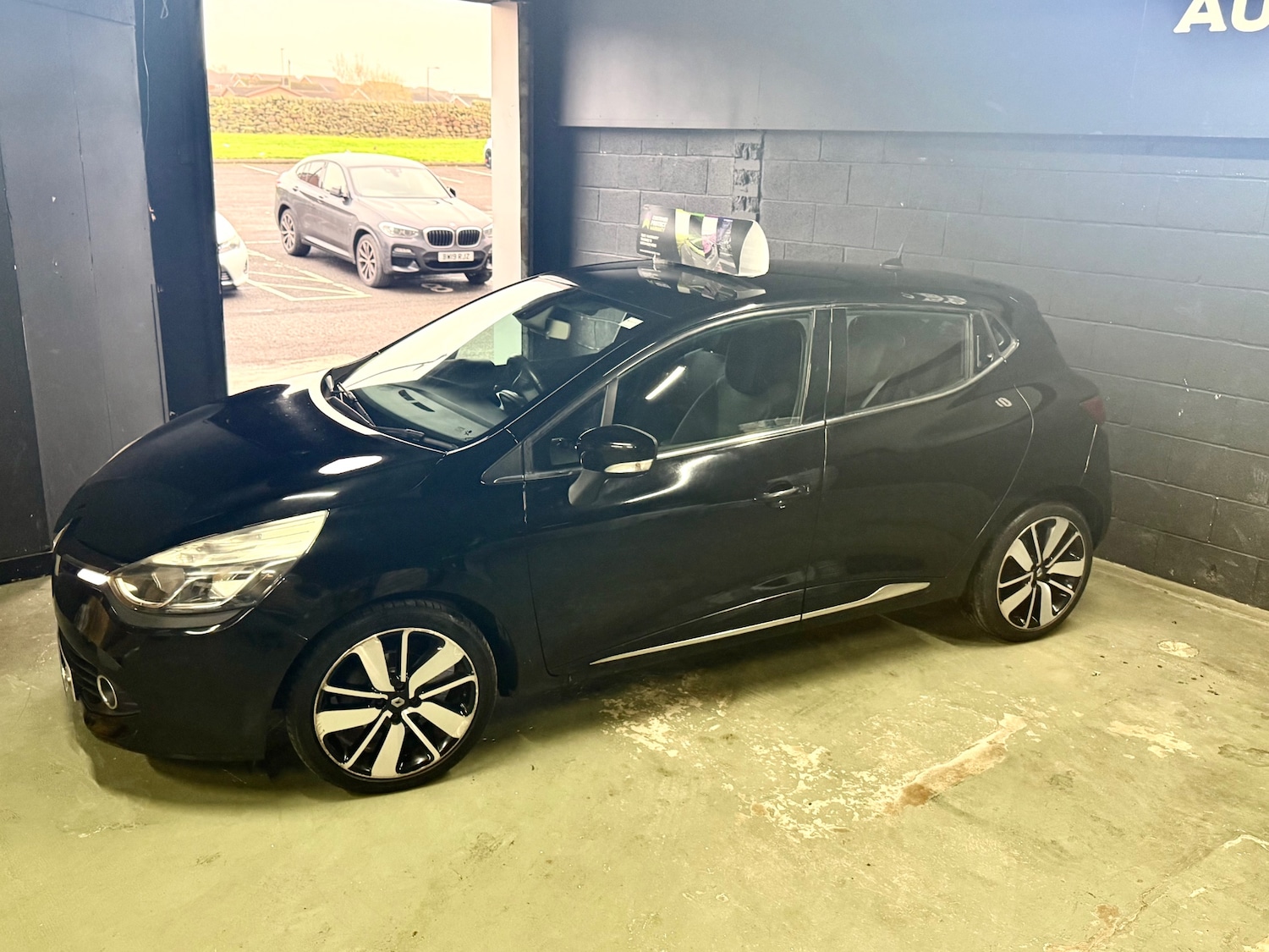 Used Renault Clio 2013 for sale - 76892234: Photo 2