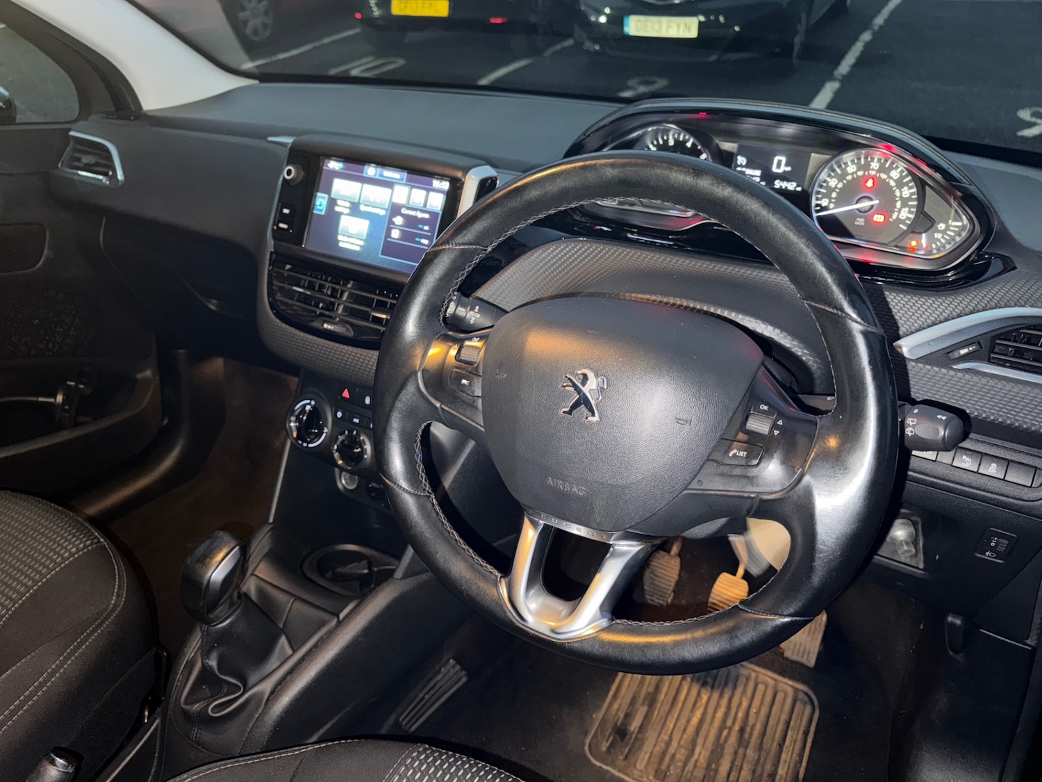 Used Peugeot 208 2016 for sale - 76897222: Photo 15