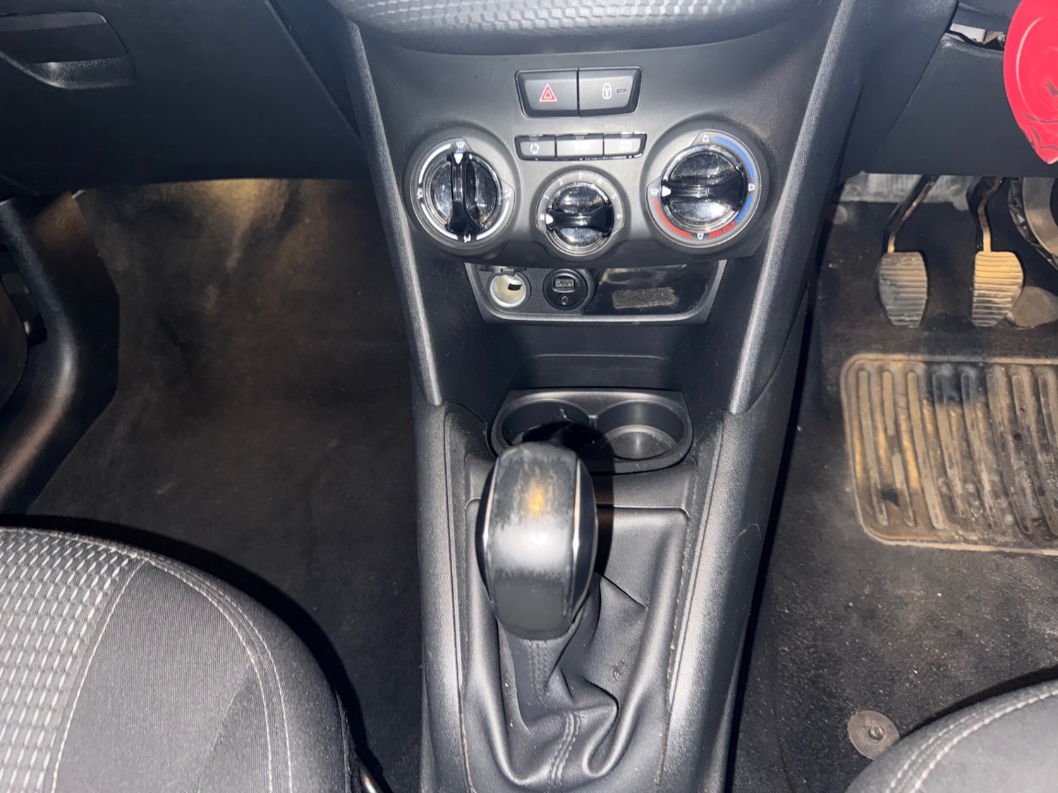 Used Peugeot 208 2016 for sale - 76897222: Photo 19