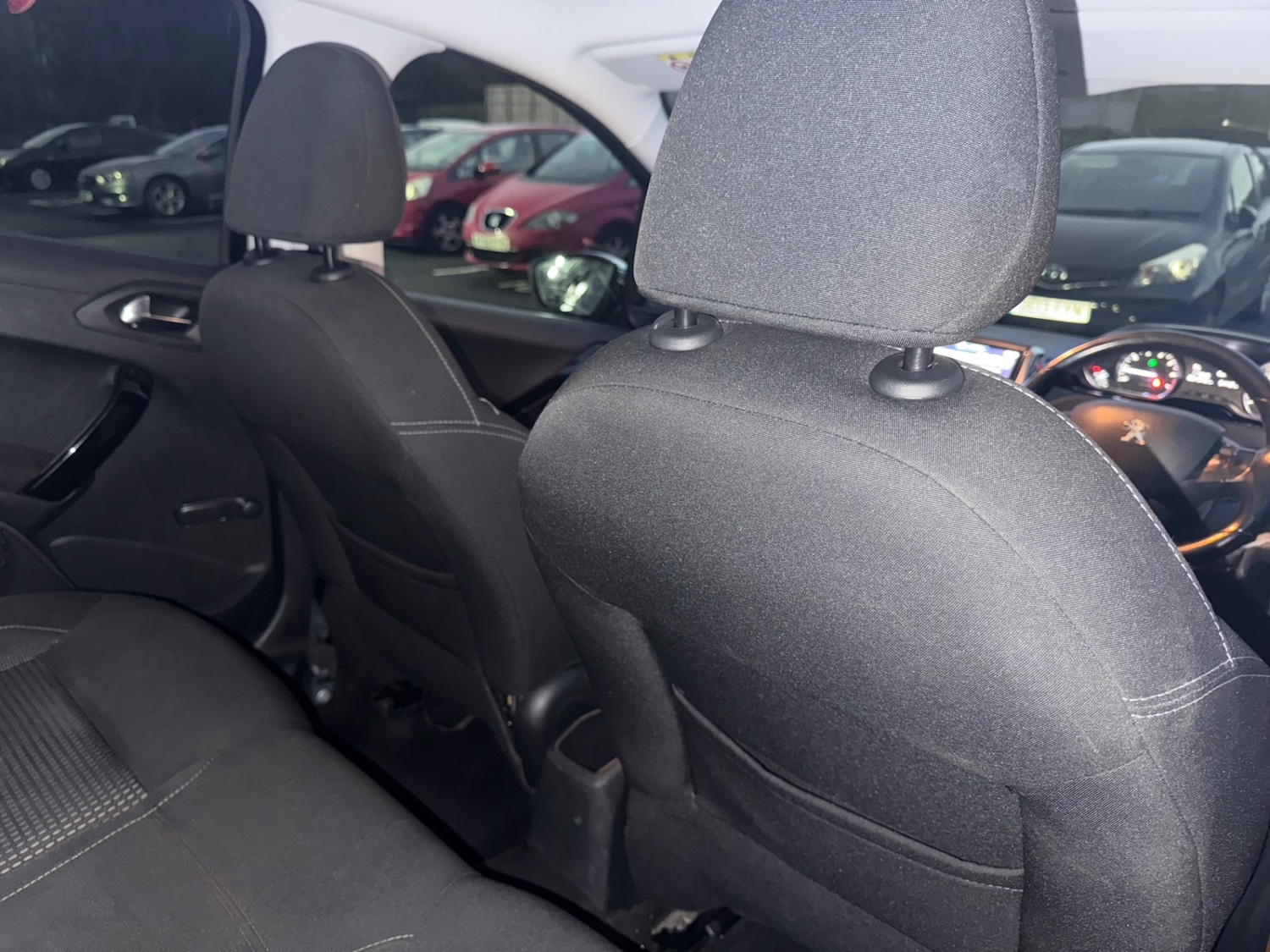 Used Peugeot 208 2016 for sale - 76897222: Photo 22