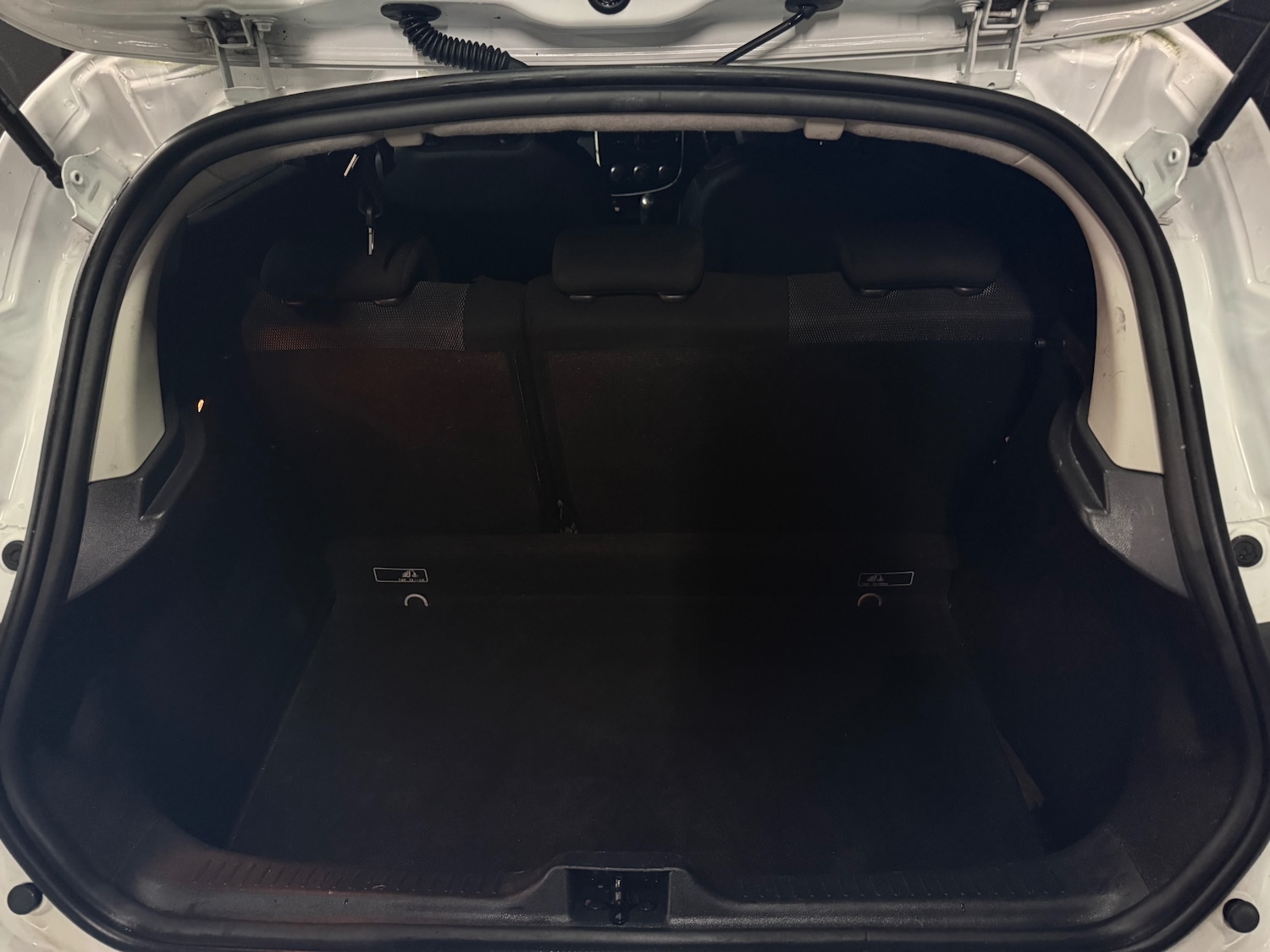 Used Renault Clio 2016 for sale - 76974619: Photo 11