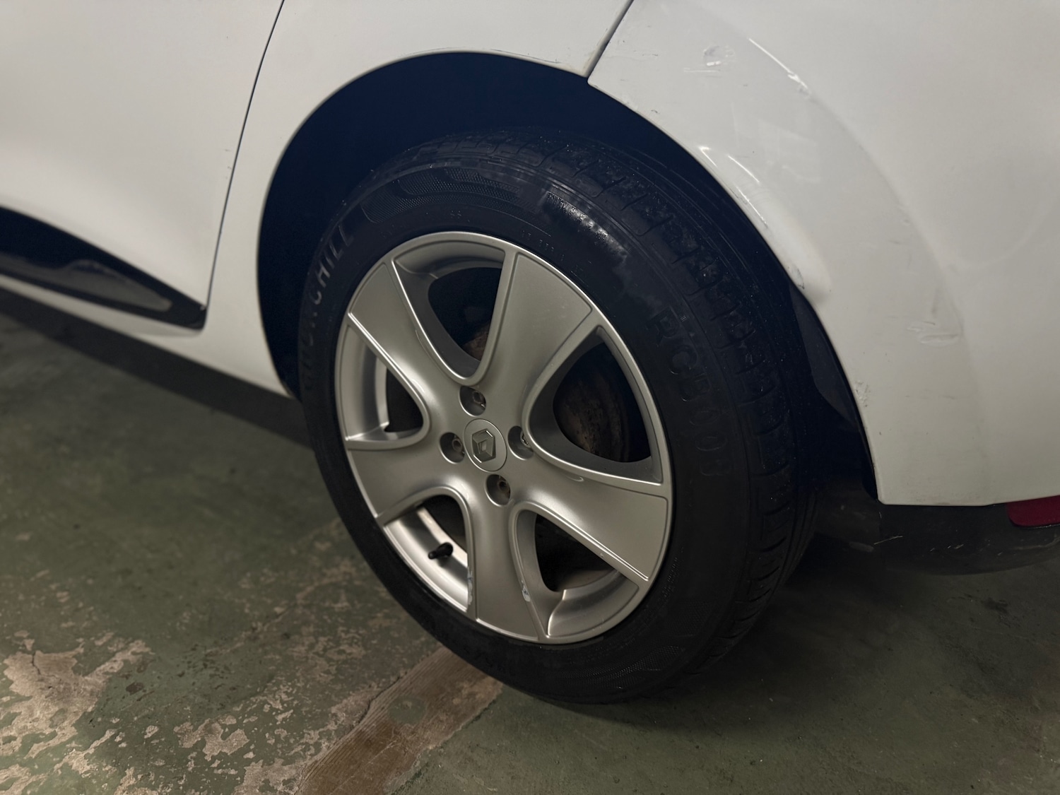 Used Renault Clio 2016 for sale - 76974619: Photo 12