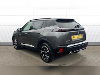 Used Peugeot 2008 2023 for sale - 76466002: Photo
