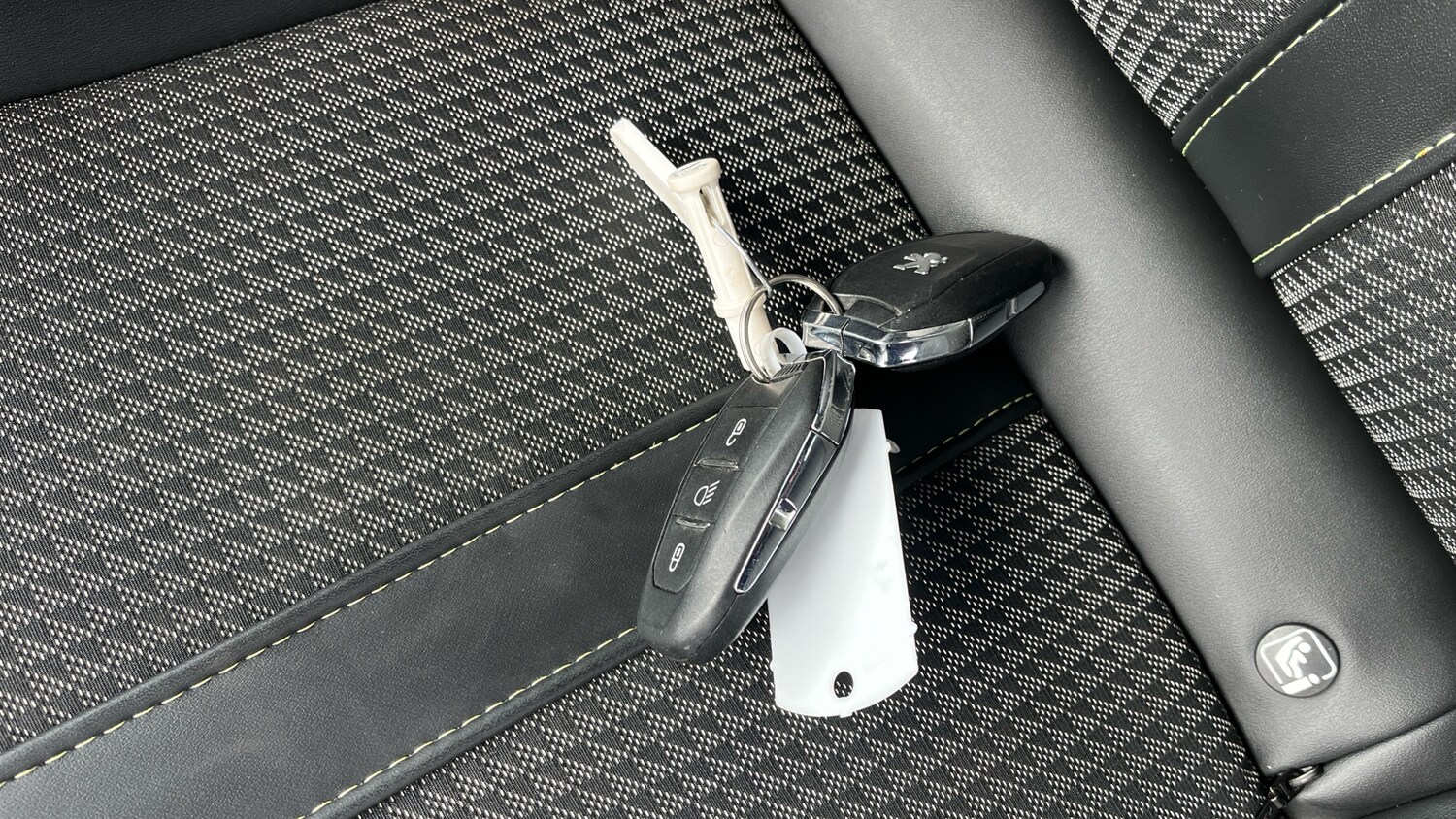 Used Peugeot 208 2020 for sale - 76305247: Photo 20