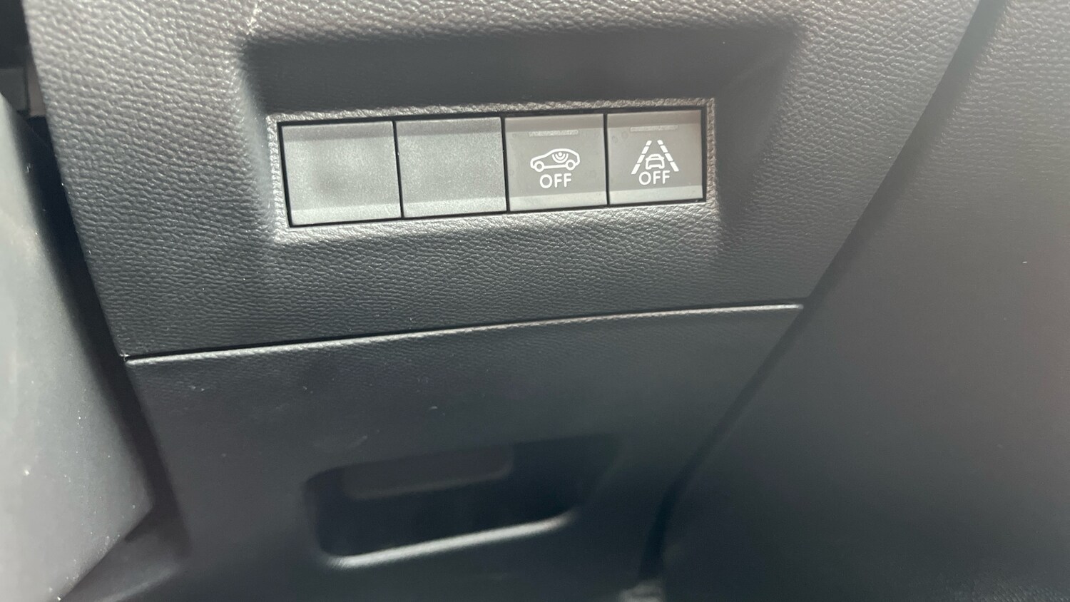 Used Peugeot 208 2020 for sale - 76305247: Photo 22