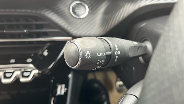 Used Peugeot 2008 2021 for sale - 76330318: Photo 24