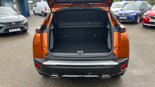 Used Peugeot 2008 2021 for sale - 76330318: Photo 4