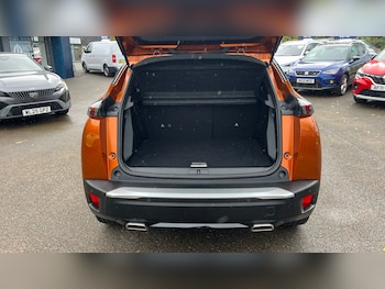 Used Peugeot 2008 2021 for sale - 76330318: Photo 4