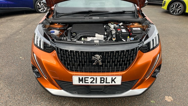 Used Peugeot 2008 2021 for sale - 76330318: Photo 8