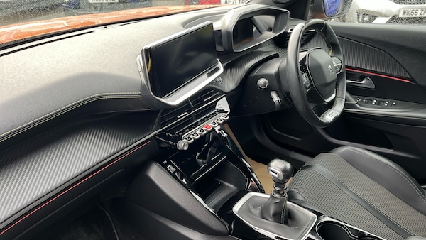 Used Peugeot 2008 2021 for sale - 76330318: Photo 9
