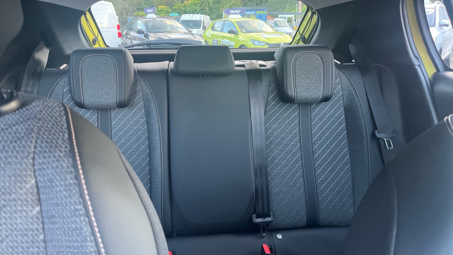 Used Peugeot 208 2025 for sale - 76329891: Photo 15