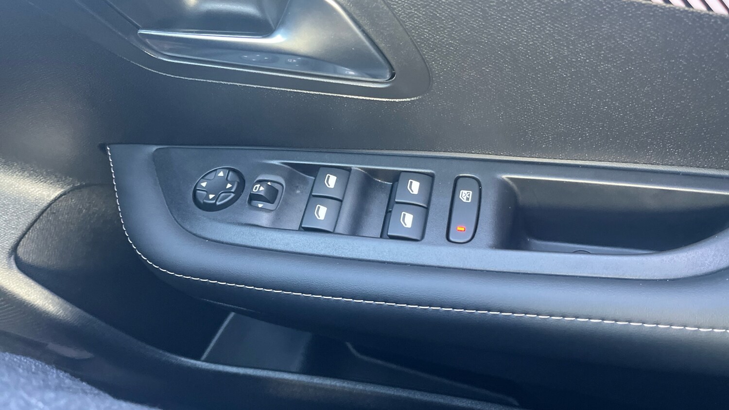 Used Peugeot 208 2025 for sale - 76329891: Photo 40