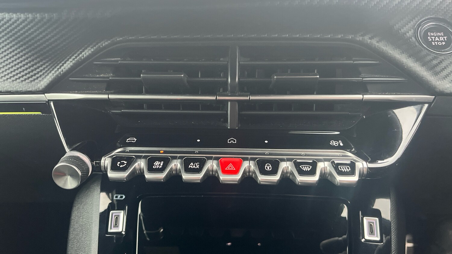 Used Peugeot 2008 2023 for sale - 76476346: Photo 36