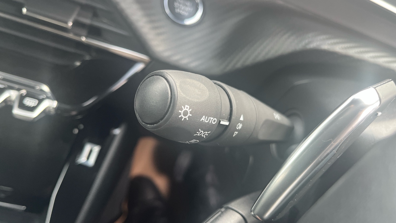 Used Peugeot 2008 2022 for sale - 76653073: Photo 26