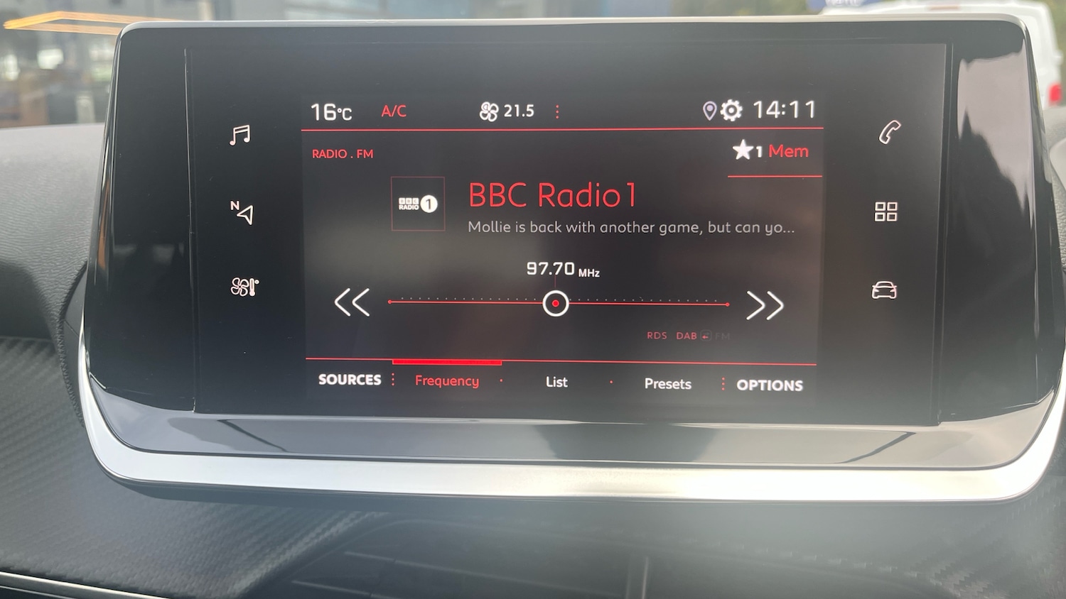 Used Peugeot 2008 2022 for sale - 76653073: Photo 35