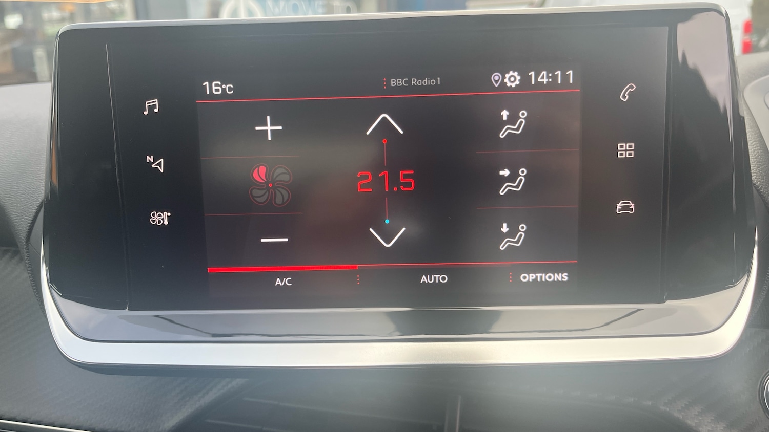 Used Peugeot 2008 2022 for sale - 76653073: Photo 37