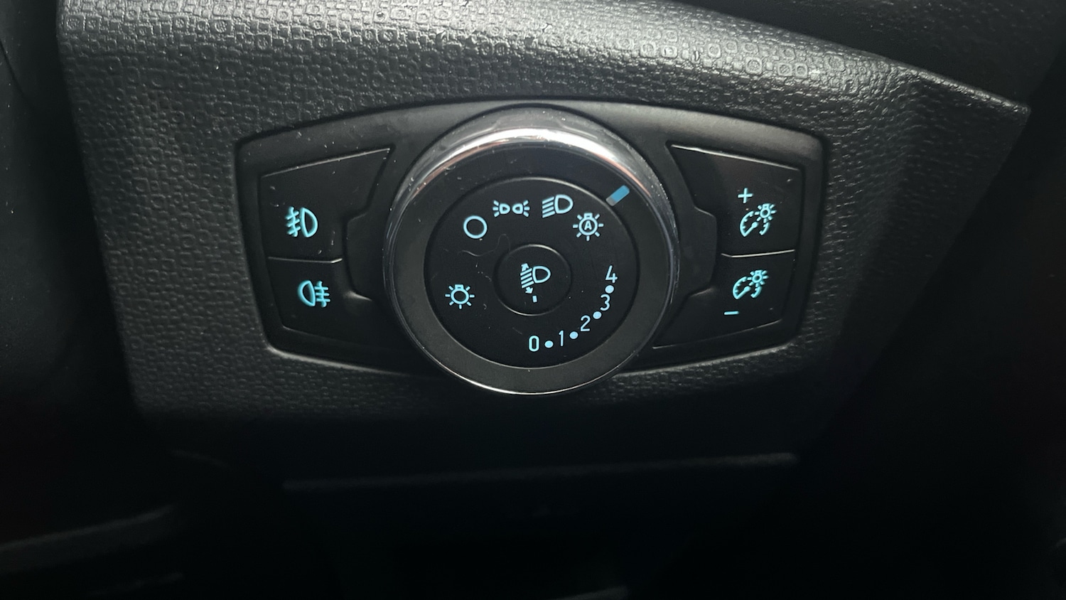 Used Ford Ecosport 2023 for sale - 76738637: Photo 26