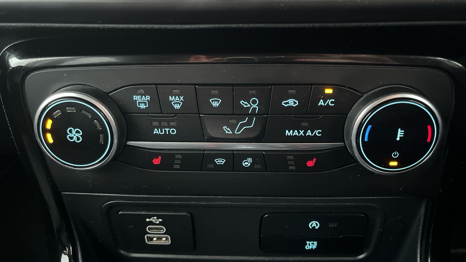 Used Ford Ecosport 2023 for sale - 76738637: Photo 30