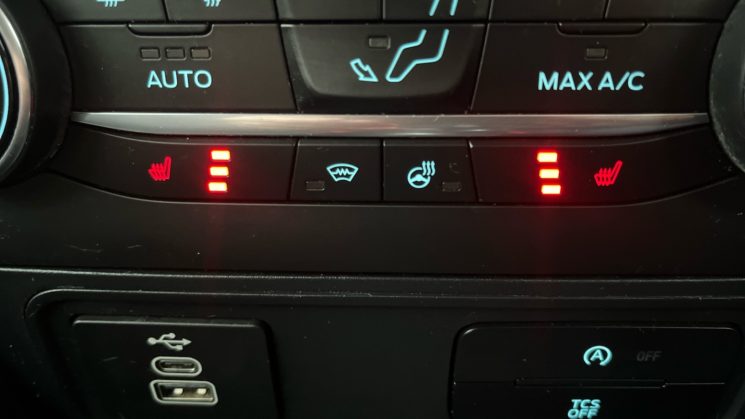 Used Ford Ecosport 2023 for sale - 76738637: Photo 31