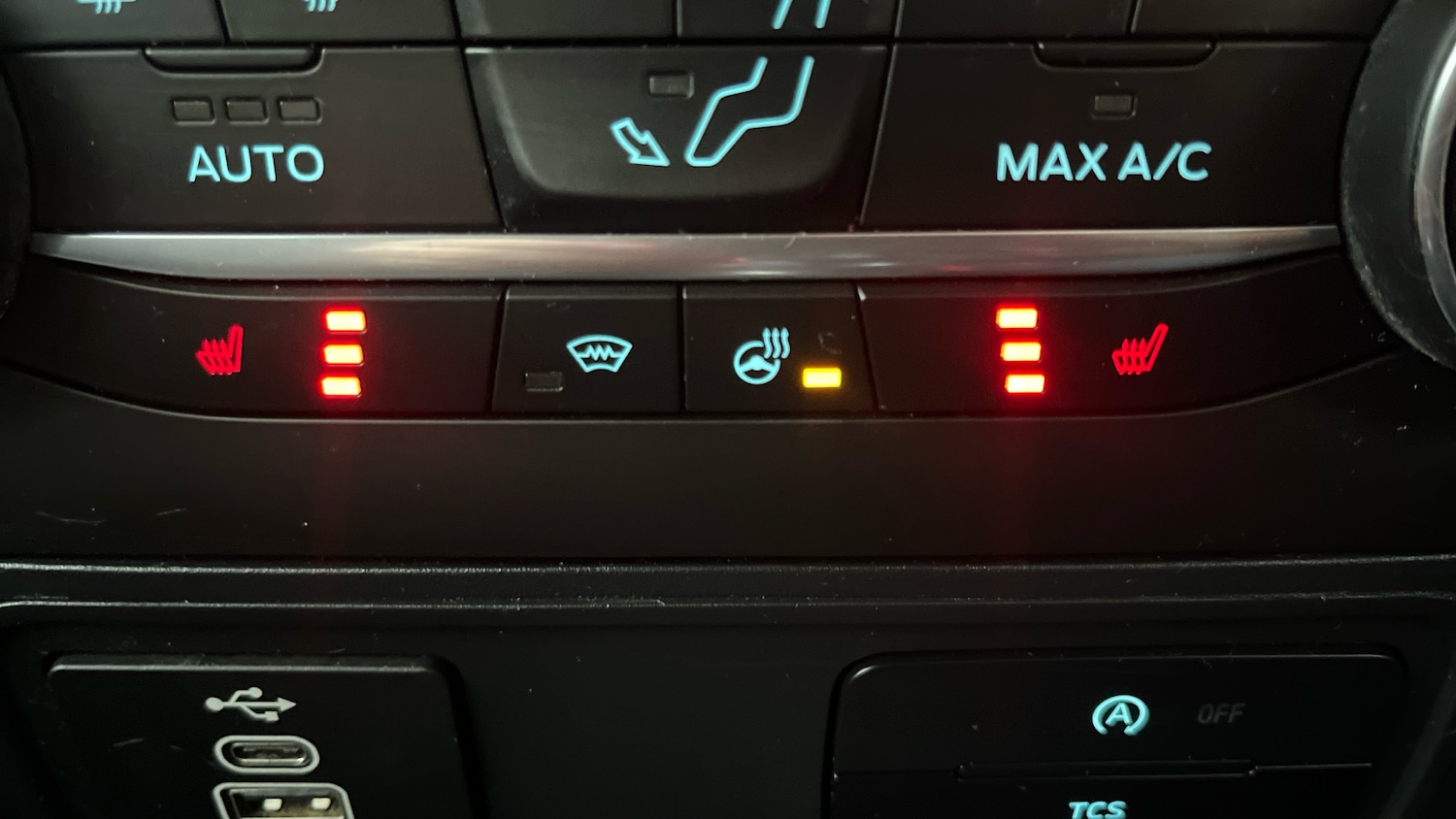 Used Ford Ecosport 2023 for sale - 76738637: Photo 32