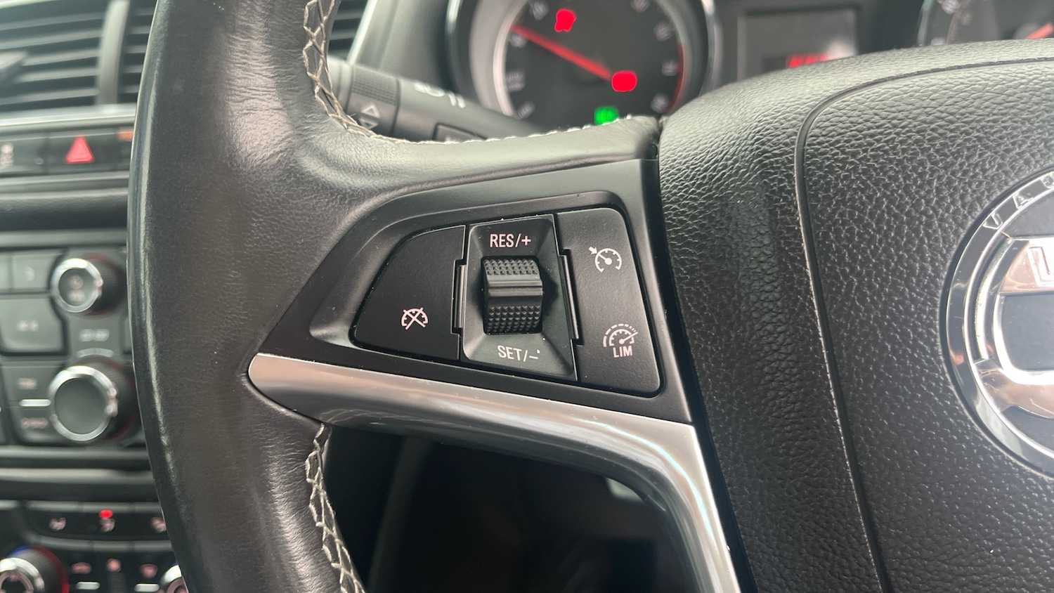 Used Vauxhall Mokka 2016 for sale - 76588932: Photo 21