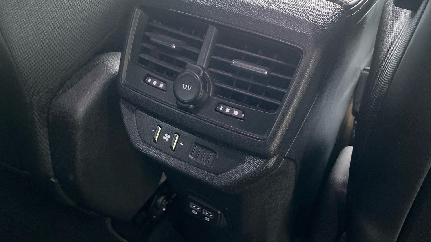 Used Peugeot 5008 2022 for sale - 76392226: Photo 43