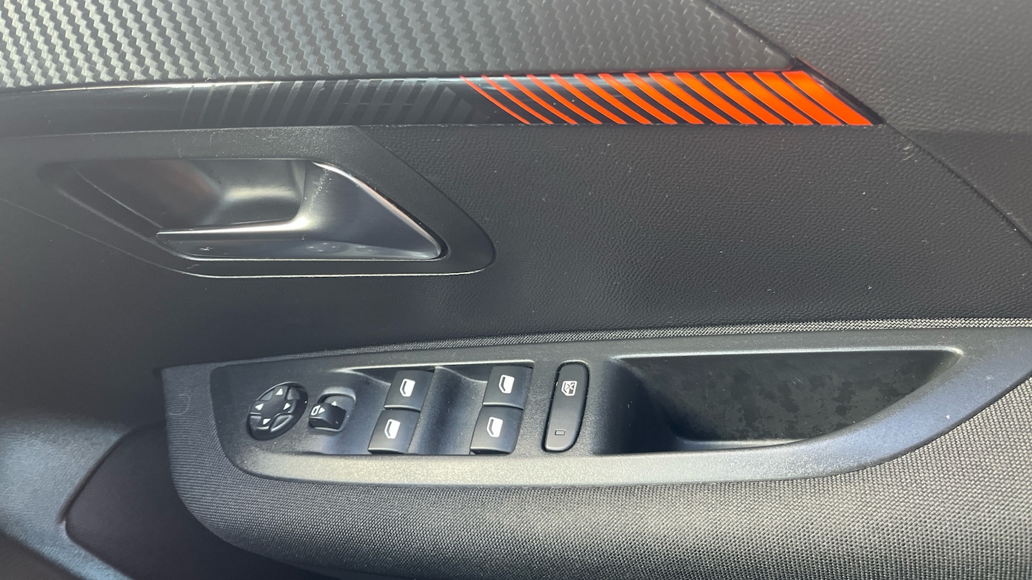 Used Peugeot 208 2023 for sale - 76709986: Photo 27