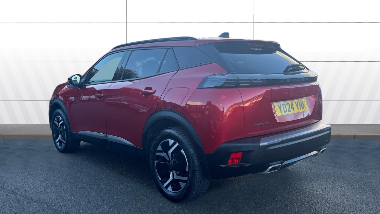 Used Peugeot 2008 2024 for sale - 76736392: Photo 2