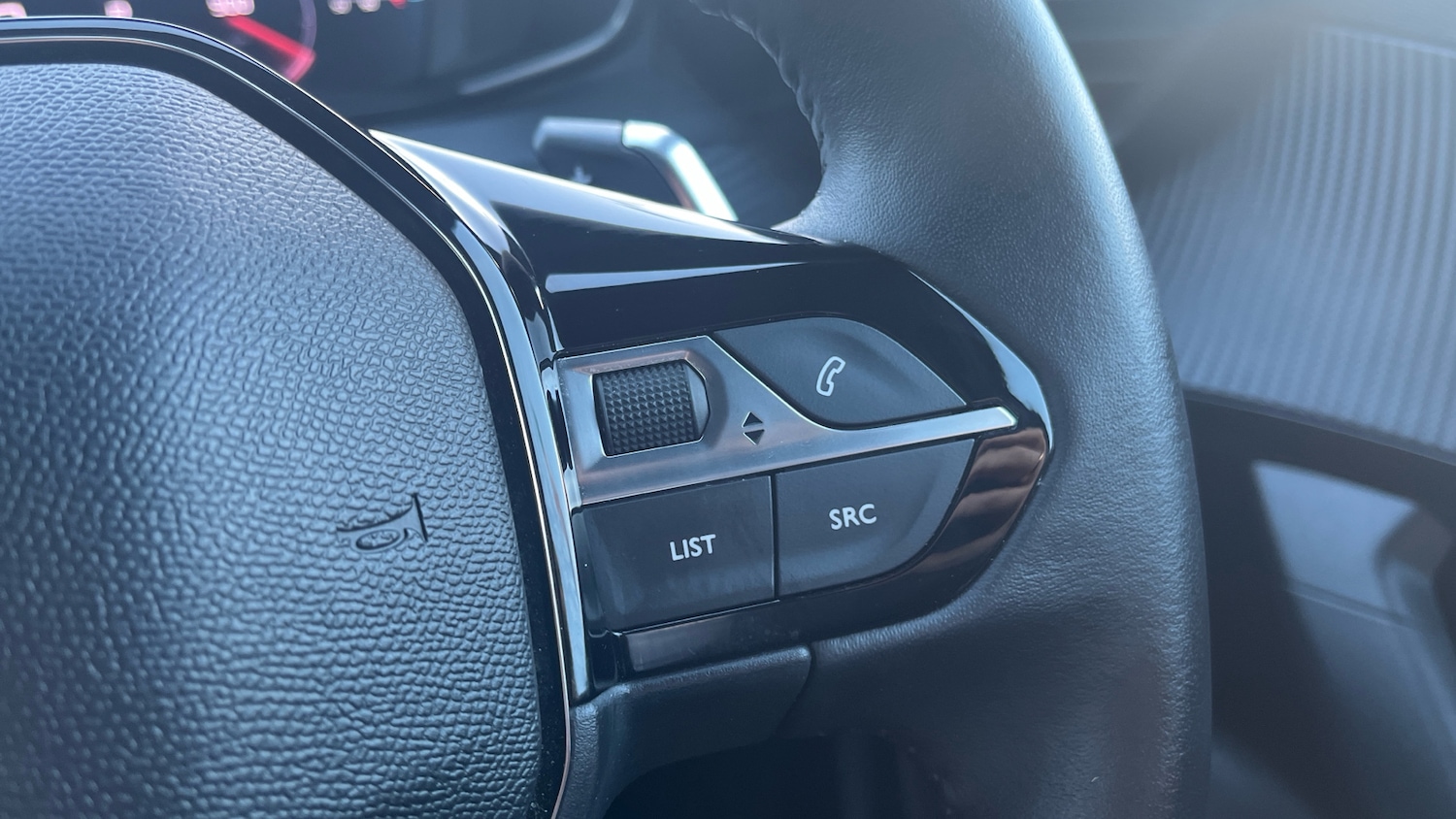 Used Peugeot 2008 2024 for sale - 76736392: Photo 22