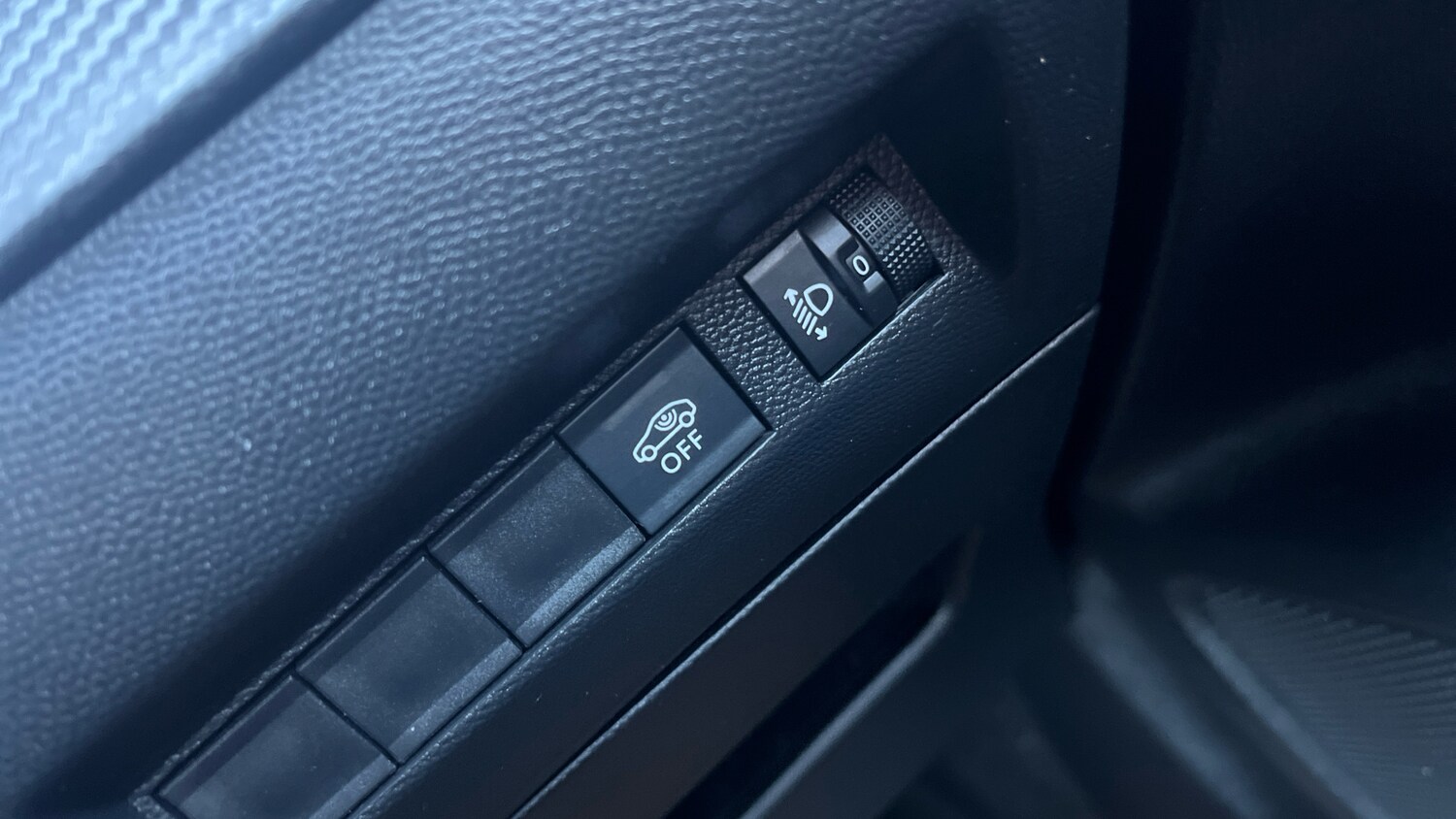 Used Peugeot 2008 2024 for sale - 76736392: Photo 25