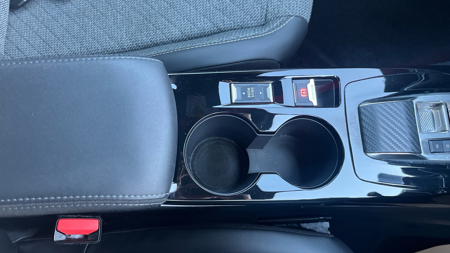 Used Peugeot 2008 2024 for sale - 76736392: Photo 30