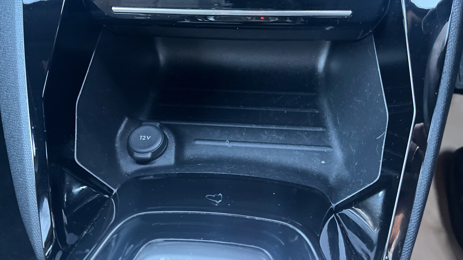 Used Peugeot 2008 2024 for sale - 76736392: Photo 33