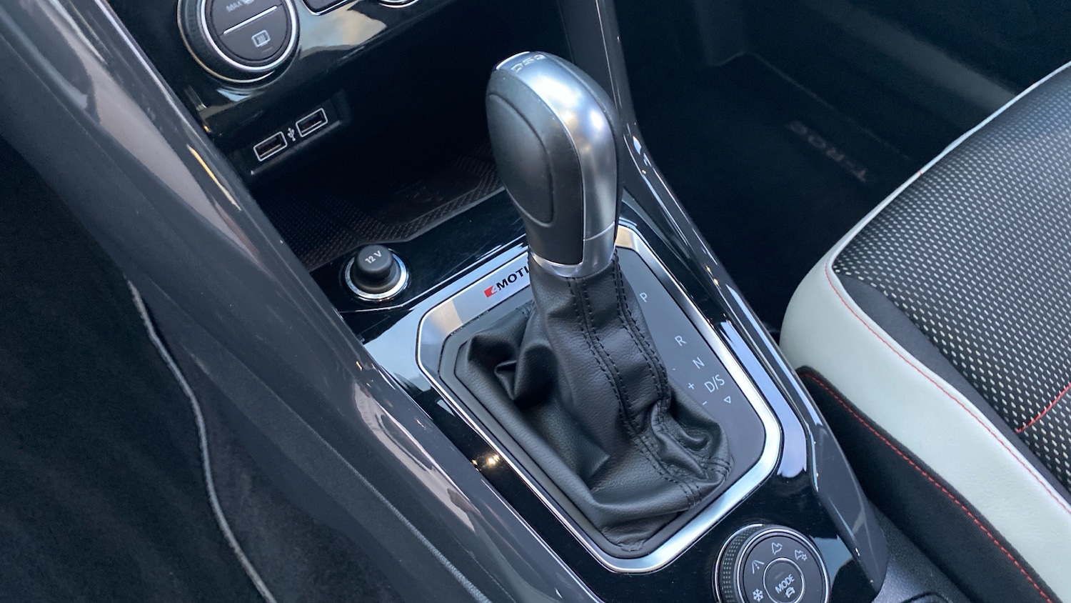 Used Volkswagen T-Roc 2018 for sale - 77038767: Photo 13