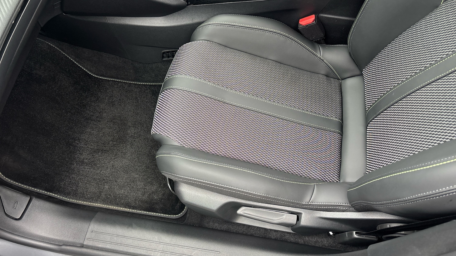 Used Peugeot 208 2024 for sale - 77007974: Photo 29