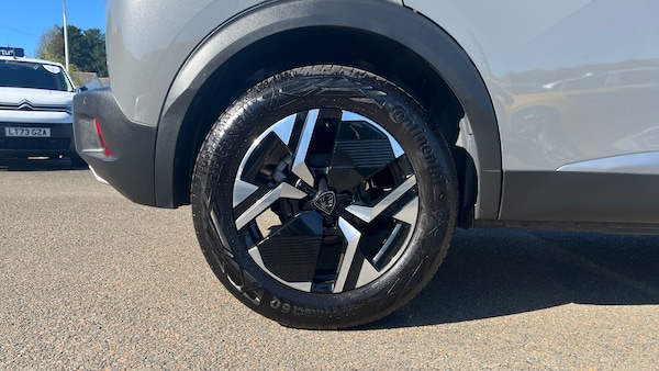 Used Peugeot 2008 2023 for sale - 75982375: Photo 7