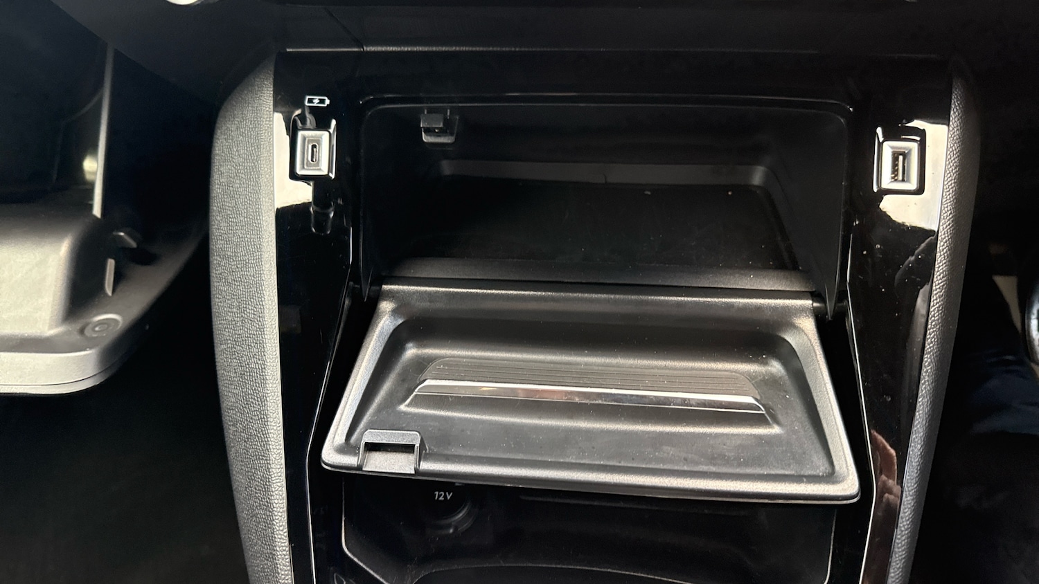 Used Peugeot 2008 2023 for sale - 76391629: Photo 27