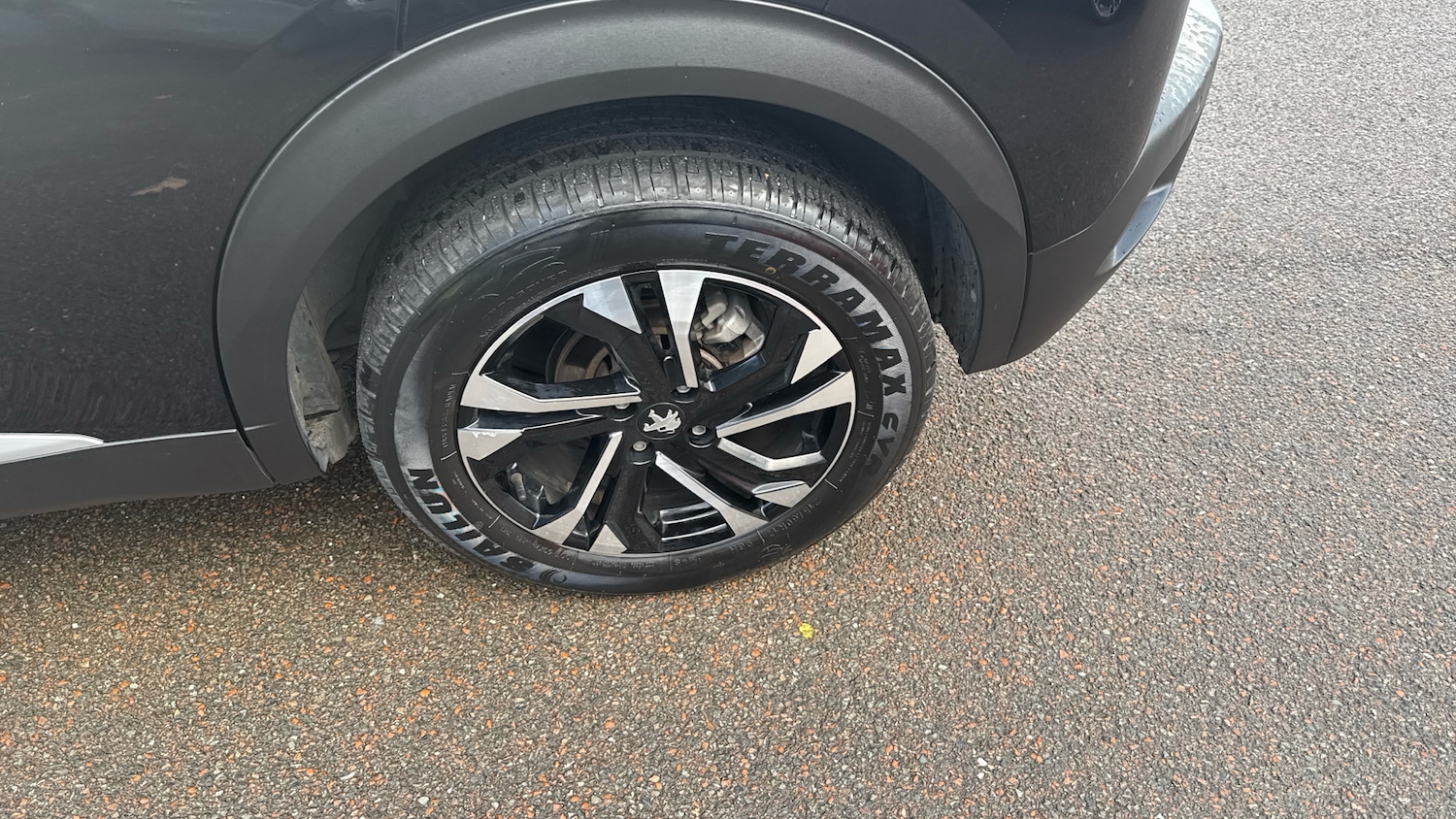 Used Peugeot 2008 2023 for sale - 76391629: Photo 44