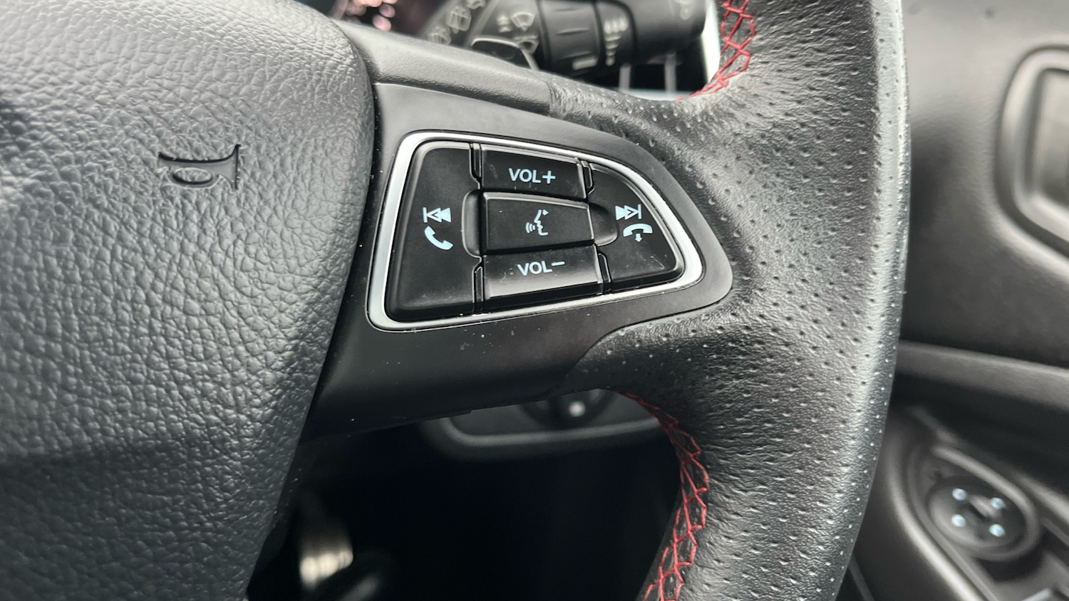 Used Ford Kuga 2019 for sale - 76766802: Photo 37