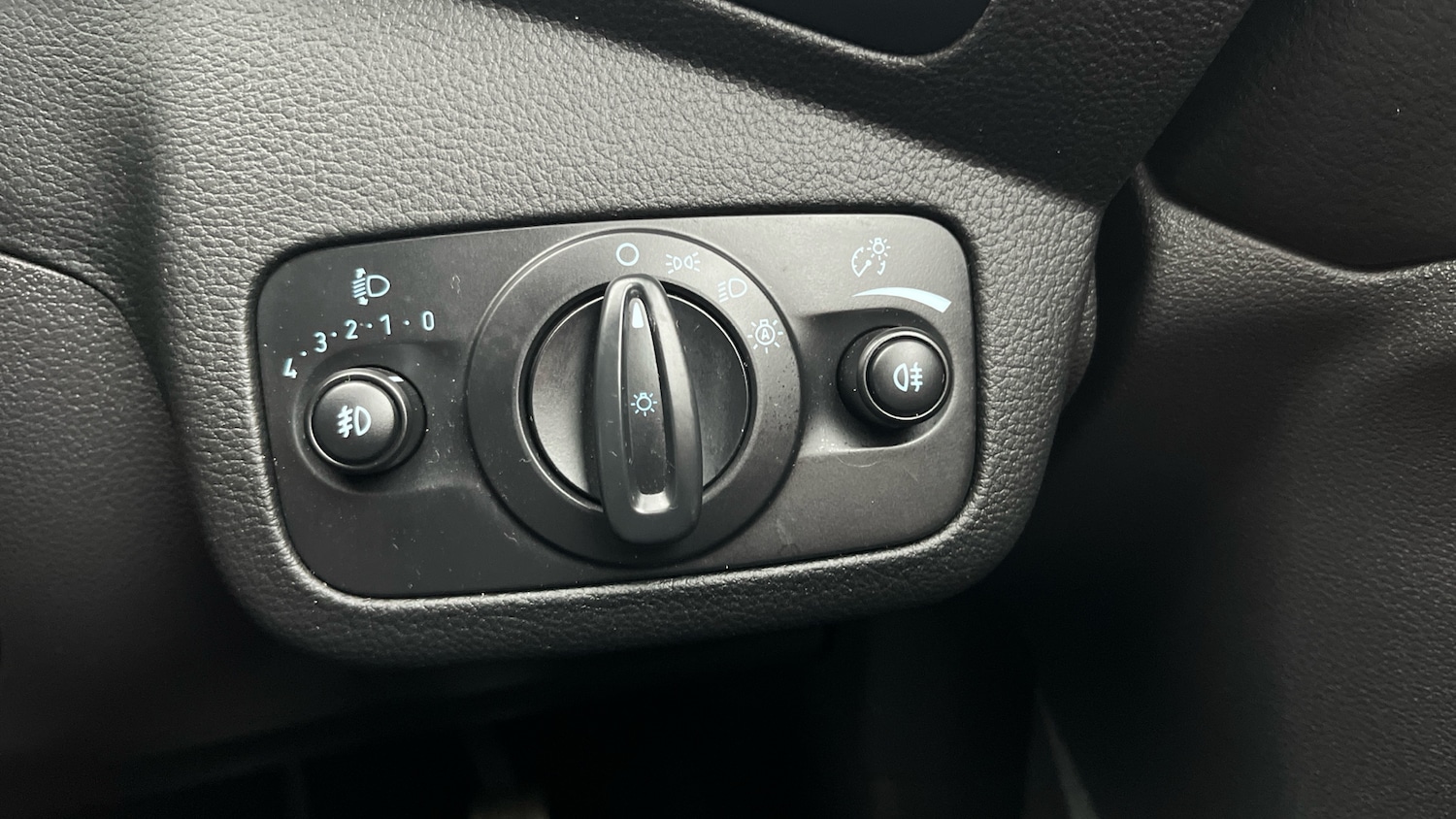 Used Ford Kuga 2019 for sale - 76766802: Photo 40