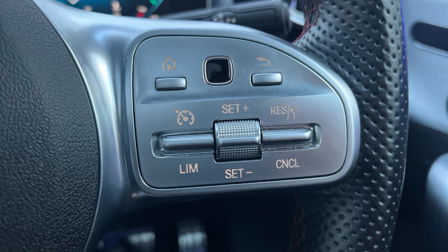 Used Mercedes-Benz A-Class 2020 for sale - 76969645: Photo 26