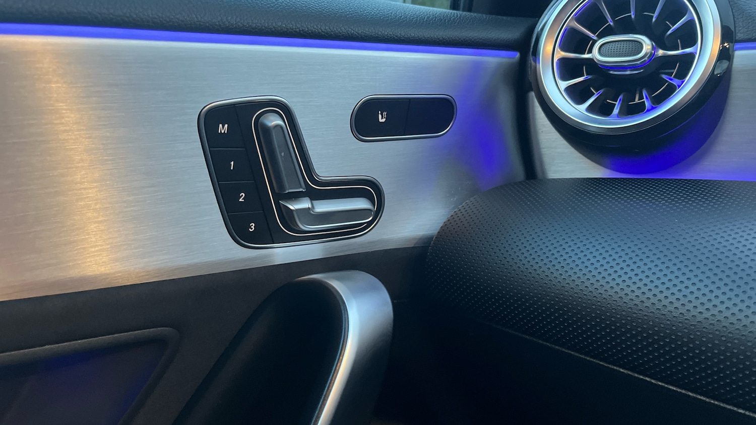 Used Mercedes-Benz A-Class 2020 for sale - 76969645: Photo 46