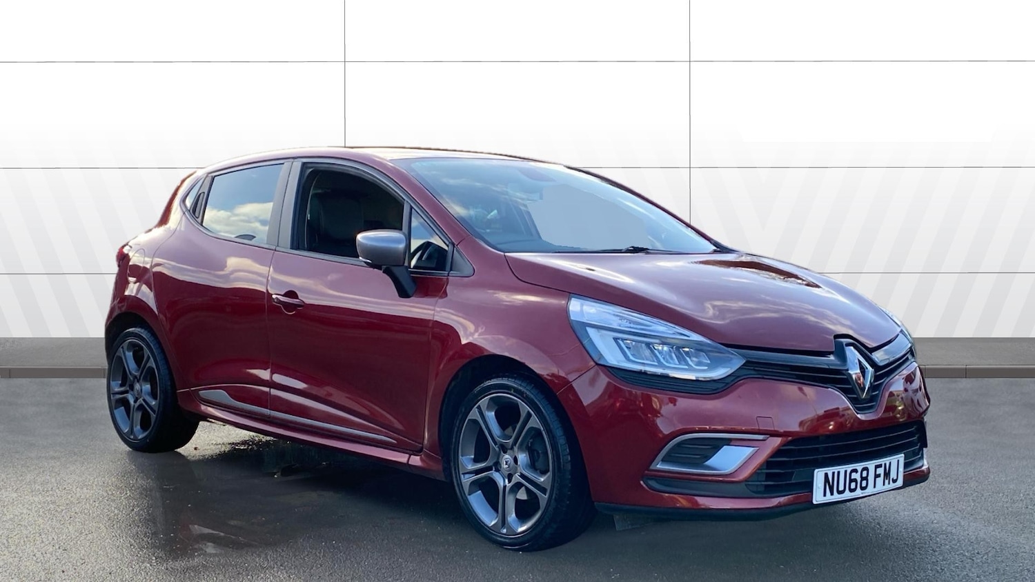 Used Renault Clio 2018 for sale - 76719969: Photo 1