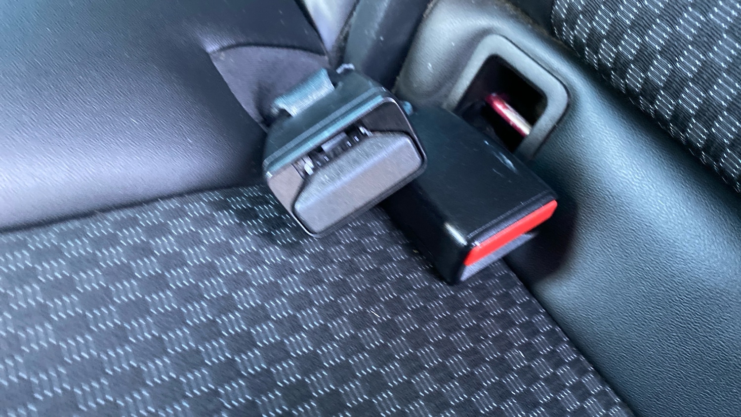 Used Renault Clio 2018 for sale - 76719969: Photo 17